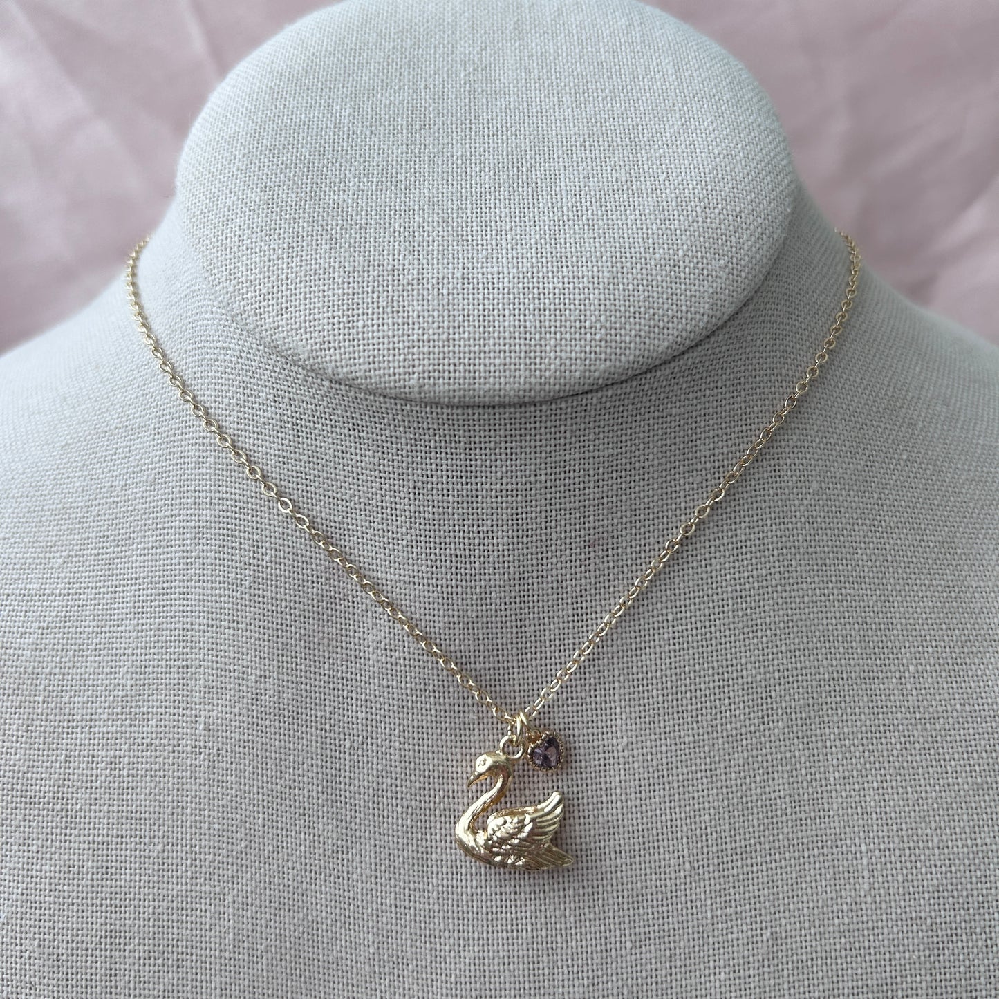Swan Love Pink Necklace