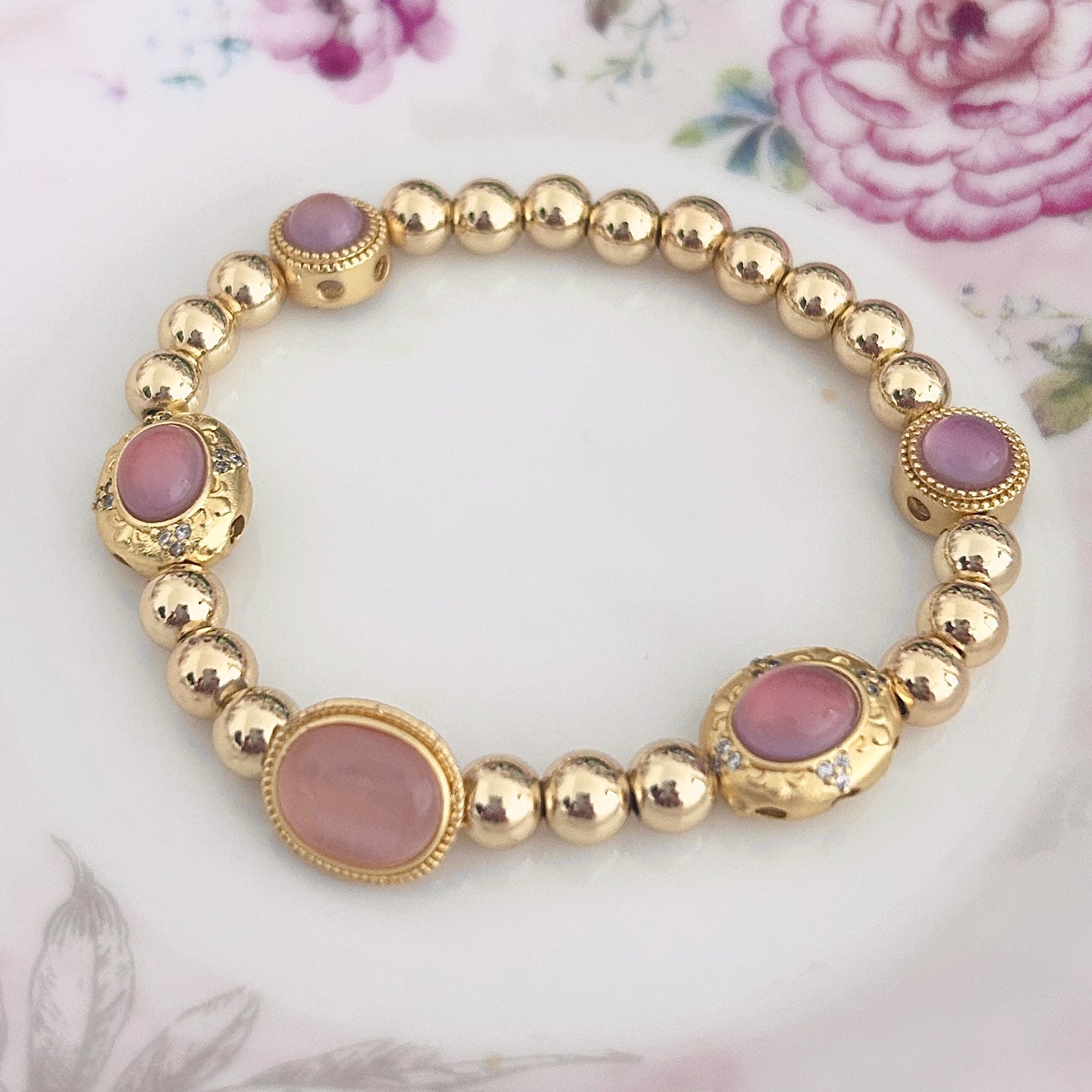 Rapunzel Bracelet (6mm gold beads)