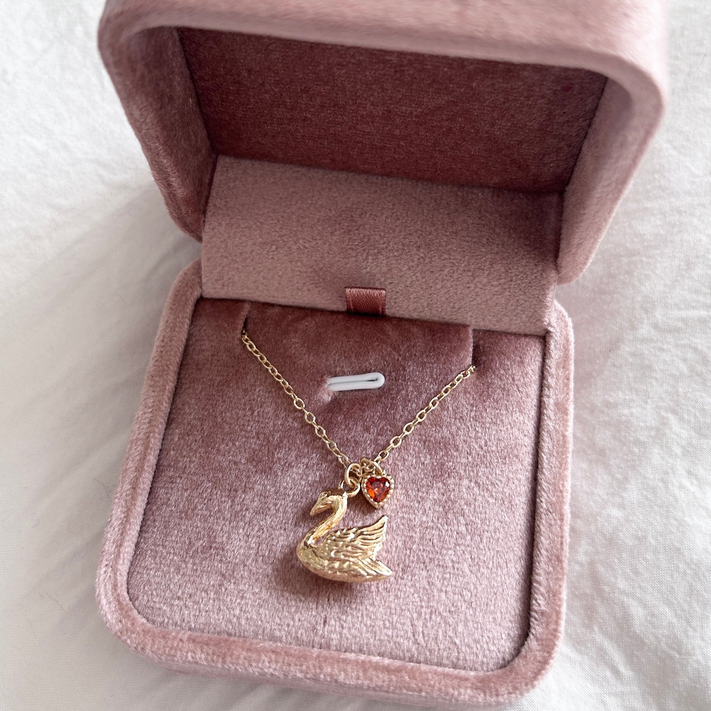 Swan Love Red Necklace