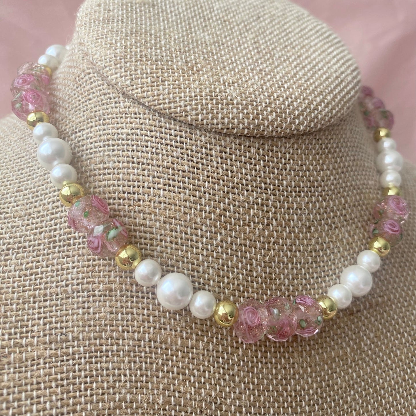 Pearly Persona Necklace