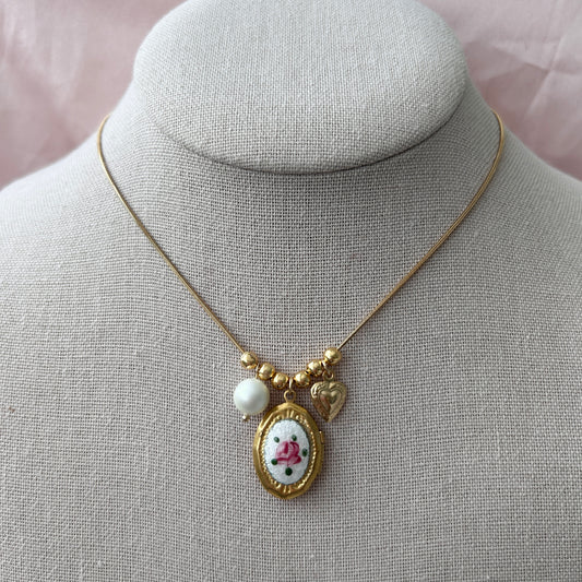 Eva Pearl Necklace