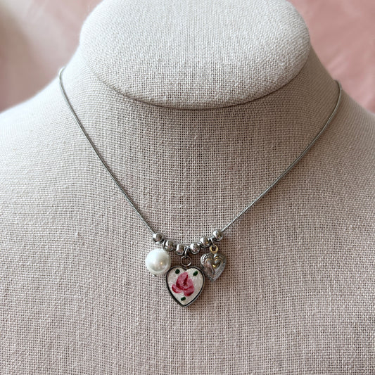 Pearly Rosaline Heart Necklace