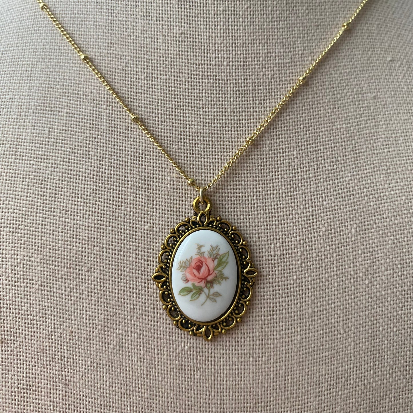 Jane Necklace