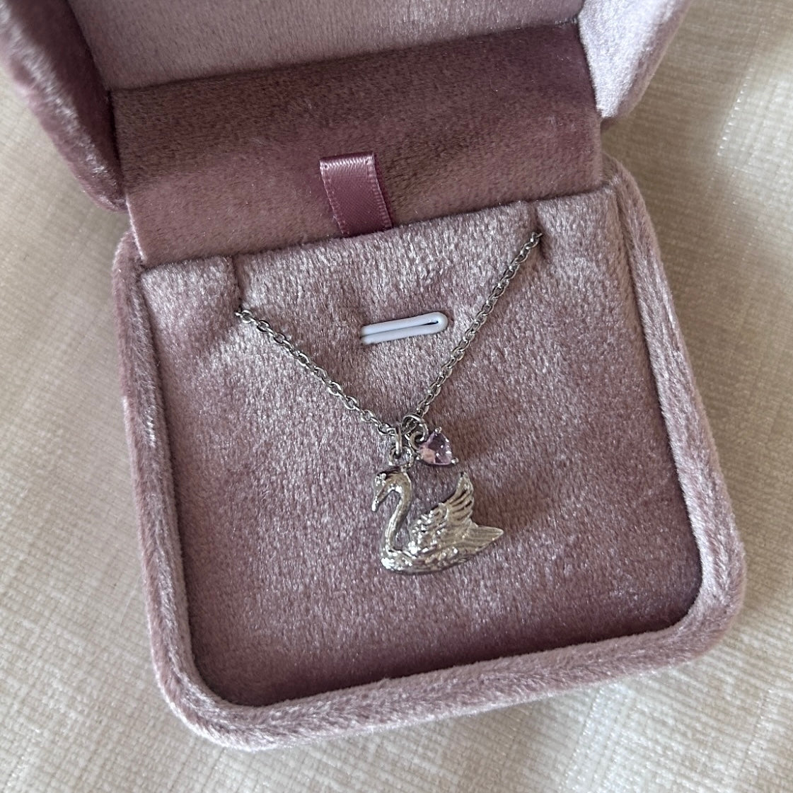 Silver Swan Love Necklace