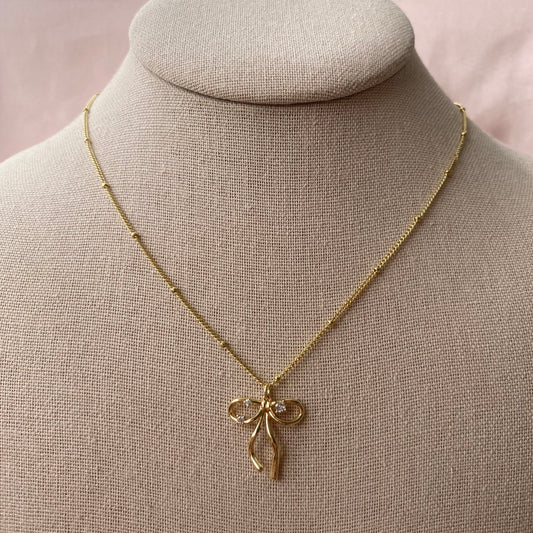 Anne Gold Necklace