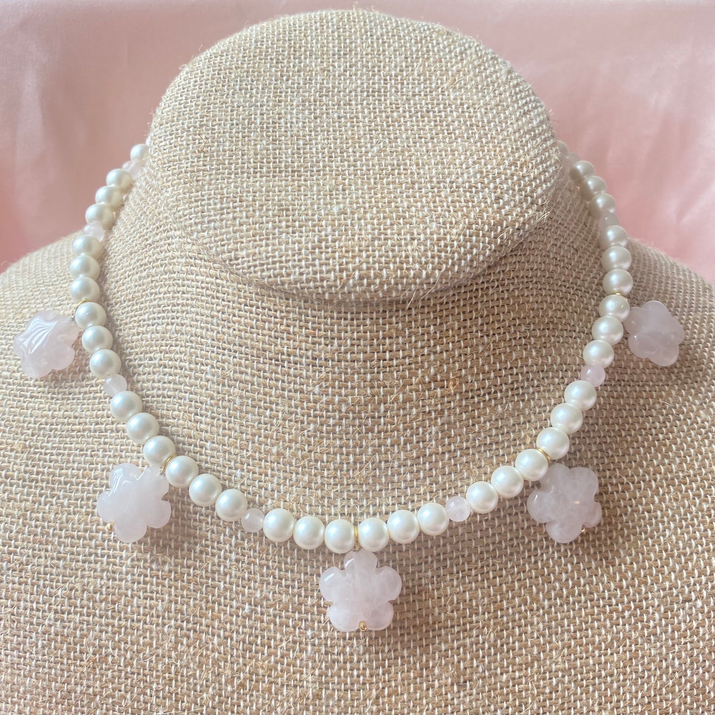 Crème Rosé Necklace